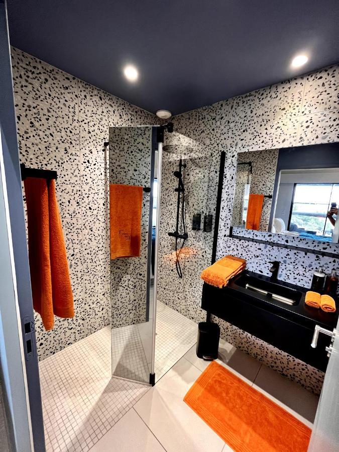 Suite 28 Treilles Экстерьер фото